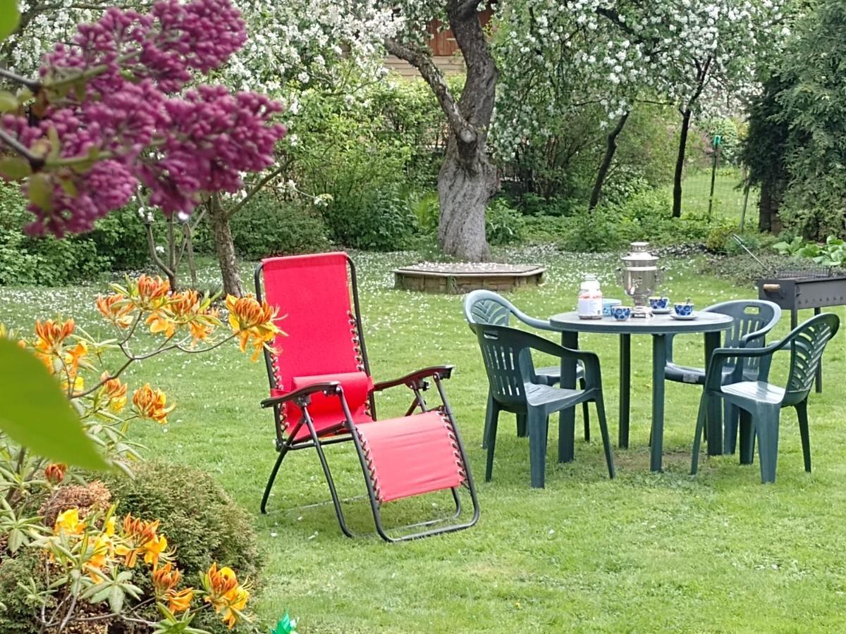 House, Garden & Sauna. Free Parking. Train Stop-200 M. Sea-1 Km. Юрмала Экстерьер фото