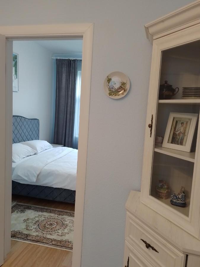 House, Garden & Sauna. Free Parking. Train Stop-200 M. Sea-1 Km. Юрмала Экстерьер фото