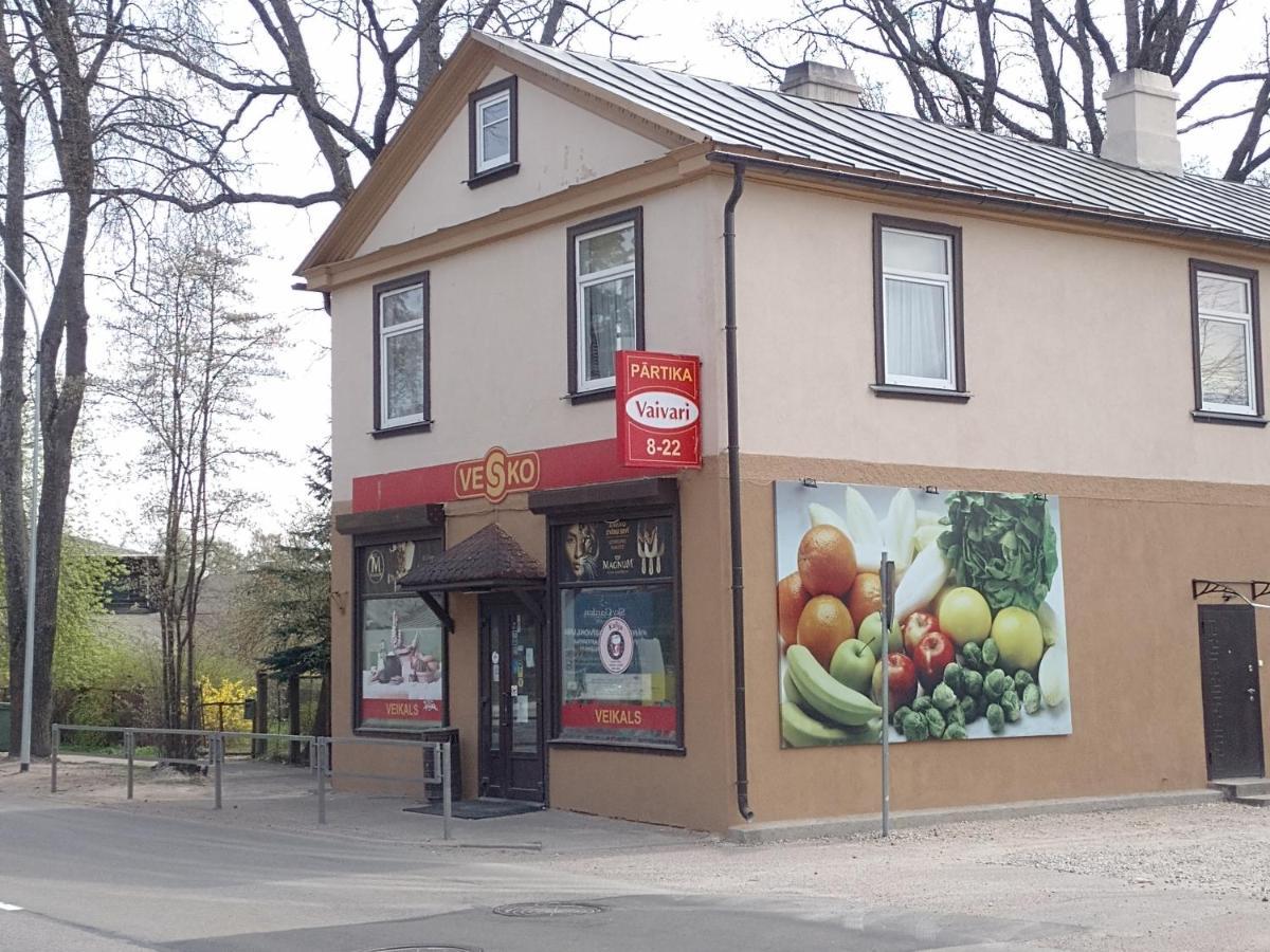 House, Garden & Sauna. Free Parking. Train Stop-200 M. Sea-1 Km. Юрмала Экстерьер фото