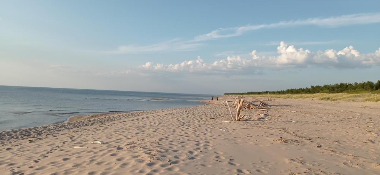 House, Garden & Sauna. Free Parking. Train Stop-200 M. Sea-1 Km. Юрмала Экстерьер фото